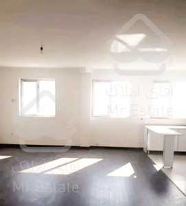 ۱۱۰ متری سه خوابه(منطقه۲۱ تهران وردآورد)سند تک برگ