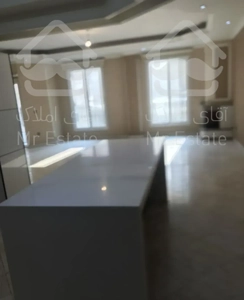 ۱۱۰متر،یوسف اباد،نورگیرفوق العاده