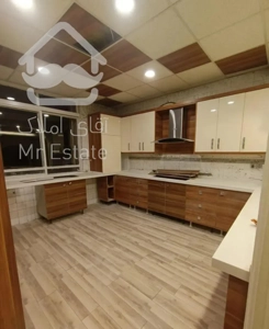 ۲۳۵ متر سه خواب