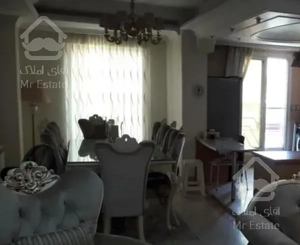 ۱۳۰ متر آپارتمان سه خواب (صادقیه)