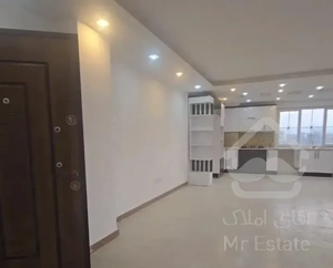 آپارتمان نوساز // ۹۶ متری //آسانسور و پارکینگ