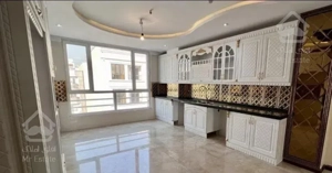 ۹۲متر دو خواب/ سالن پرده خور