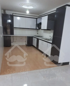 خانه دو طبقه.خود مدرس