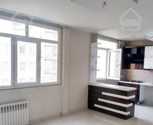 کاشانی /آلاله شرقی /۷۲ متر /دوخواب/ سرمایه گذاری