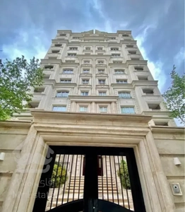 علامه شمالی ۳۰۰ متر ۴ خواب ۳ پارکینگ پنت هاوس