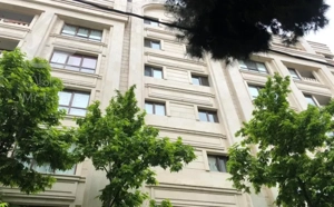 کامرانیه ۲۰۰ متر ۳ خواب مستر دو پارکینگ