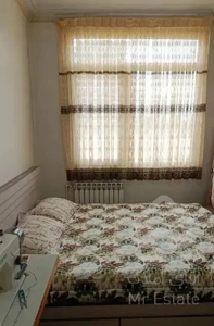 ۸۴ متری ۲خوابه / بلوار ارم بن بست کاج/ شیک