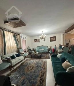 ۱۴۵ متری  / حیاط ۹۰ متری  / ۳۰ متر انباری