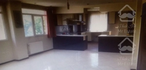 میدان تجریش 95متر تکواحدی