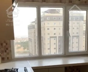 80 متر یک خواب کلید نخورده فول امکانات