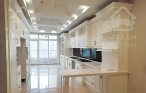 130متر.3خواب.فول امکانات.بلوار تعاون