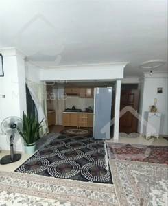 ۸۵مترآپارتمان شیک مرکزشهرطبقه۲باپارکینگ سندتک برگ