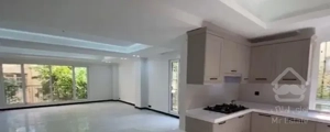 ۱۷۵ متر فرمانیه اندرزگو ۲ پارکینگ مجزا