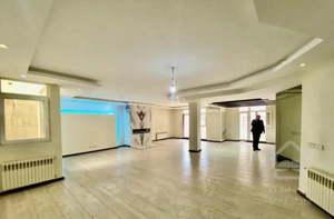 ۱۶۵متر ۳خواب طبقه ۴ فول مشاعات ۲پارکینگ