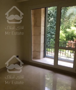 ۲۸۰ متر اجودانیه/پاگرد مجزا