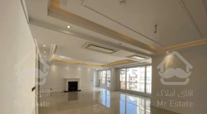 درکه ۲۰۸ متر کلید نخورده تراس میزخور ۲ پارکینگ