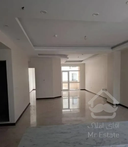 ۱۲۰ متر فول امکانت تماما نور سالن پرده خور