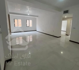 فروش آپارتمان ۱۱۰ متری ارتش ۲ خوابه زرهرن