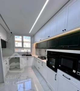 آپارتمان ۱۱۰ متر/۲ خوابه/حوالی کاج(علامه شمالی)