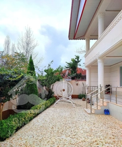 ویلا دوبلکس نما رومی ۳۳۰ متری در جاده قلعه رودخان