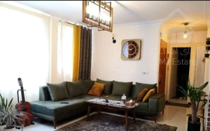 ۵۲متر فول امکانات قیمت مناسب در تختی