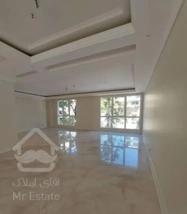 نیاوران/۱۱۵متر/غرق نور/لابی/سرایداری