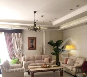 ٨٥ متر / کوى بیمه / سالن پرده خور