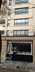 فروش آپارتمان ۱۷۰ متری کلید نخورده در قنات کوثر