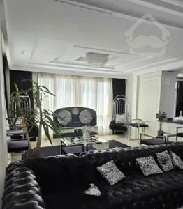 ۱۱۵متر ۲خواب / فول‌امکانات/ بازسازی ژورنالی