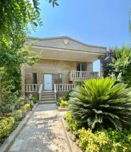 ویلاباغ ۲۵۰متری نماسنگ*استخرداخلی*شهرک تهرانی نشین