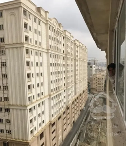 ۹۷متردوخوابه فول امکانات یکساله