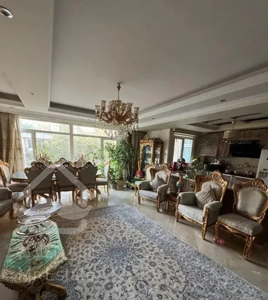 ۱۳۲متر آپارتمان/ویو سردرختی/مشاعات تمیز/نوساز