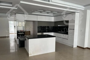 اپارتمان ۱۵۰ متر ازگل