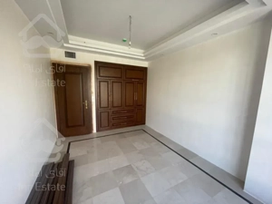 186متر سه خواب ویلایی