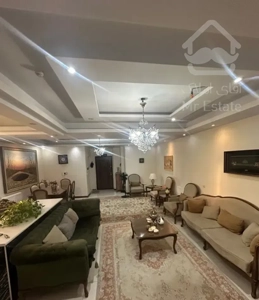 ۸۵ متر دو خواب فول امکانات خوش نرسیده به کمیل