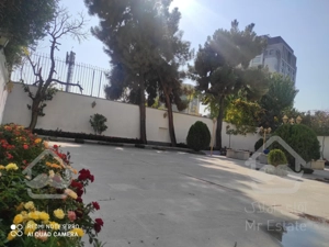 ۸۰۰ متر/ ویلایی دربست/ شهرک غرب