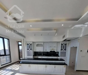 97 متر/ فول بازسازی /سالن پرده خور/غرق نور