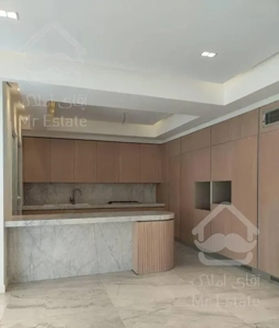 ۱۹۳متر/۳خوابه/۵پارکینگ