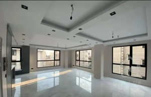 سعادت آباد شمال میدان کاج ۲۲۰متر *استخر جیم نوساز*