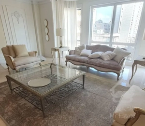 ۸۵ متر ، دو خواب ، پارکینگ سندی ، اقبال