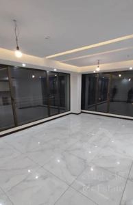 آپارتمان ۱۲۲ متری/ ۲ خواب/ شمال ستارخان