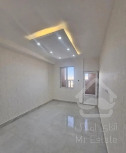 فروش واحدچهارواحده۷۵متری سنددار خیابان