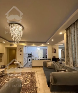 ازگل۲۰۰متر/۳خواب/نور جنوب