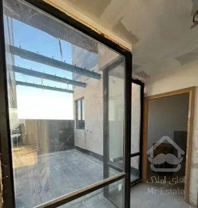 ۱۳۷متری با ۲۵متر تراس + بدون مشرف تک واحدی