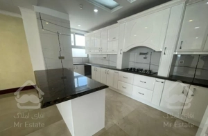 آپارتمان ۱۶۰ متر غرق در نور،ویو ابدی