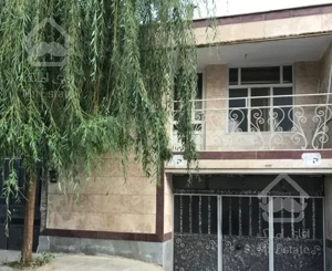 خانه ویلایی ،  ۱۹۰ متر زمین ، ۱۴۰ متر بنا