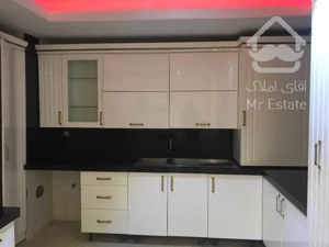 خرید آپارتمان ۱۹۷ متری سه خواب اندرزگو