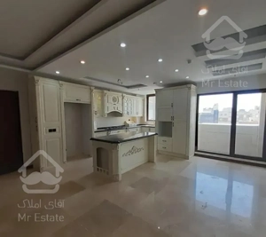 130متر سه خوابه /نوساز /دو پارکینگ سندی