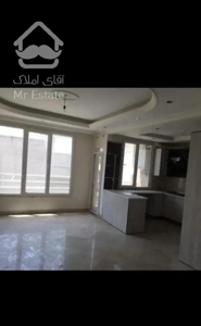 ۸۲متر/صبح دوست/فول امکانات/سالن نورگیر