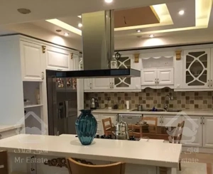 اپارتمان 180متر 3خ تک واحدی شهرک راه اهن چیتگر